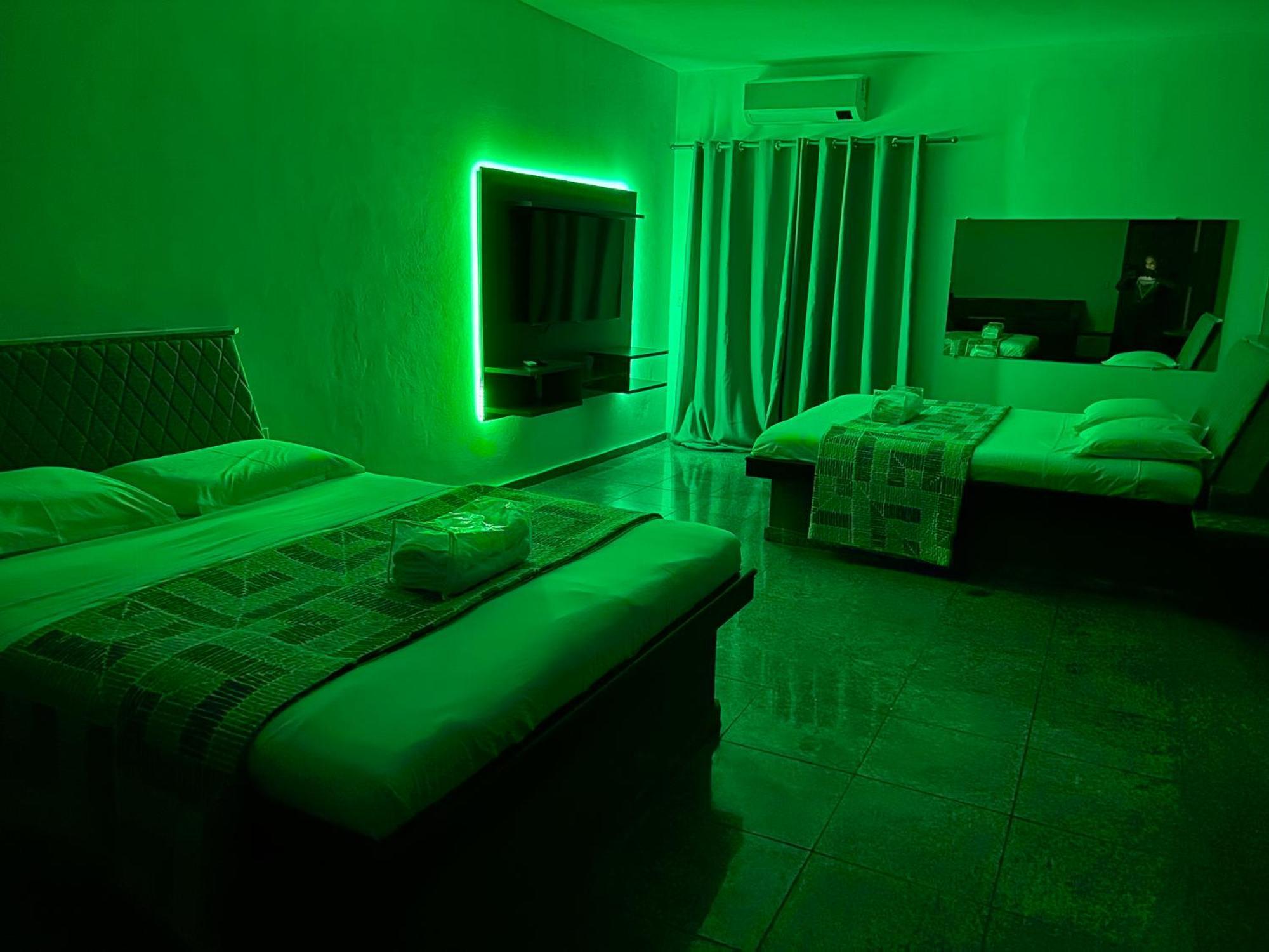 Gran Luha Motel, Hotel E Chales Brotas Eksteriør billede