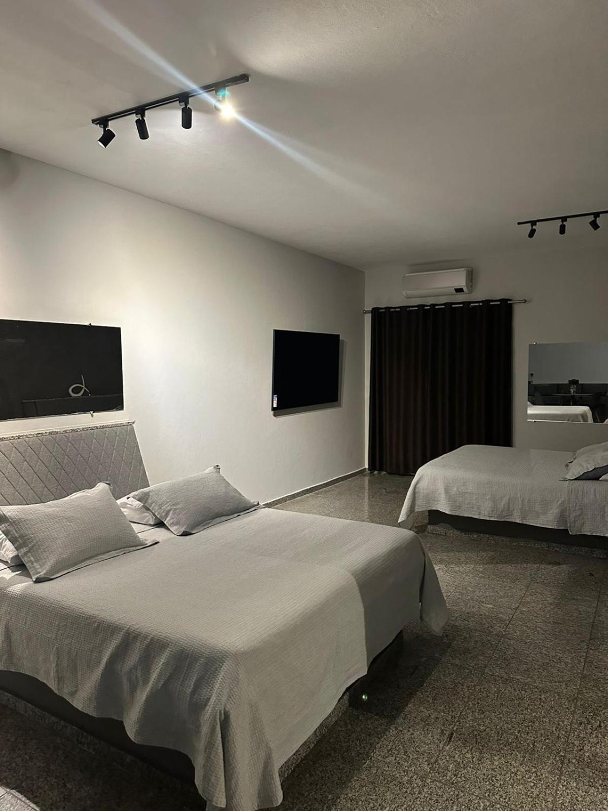 Gran Luha Motel, Hotel E Chales Brotas Eksteriør billede