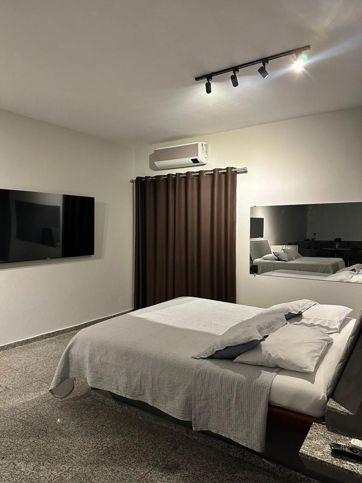 Gran Luha Motel, Hotel E Chales Brotas Eksteriør billede